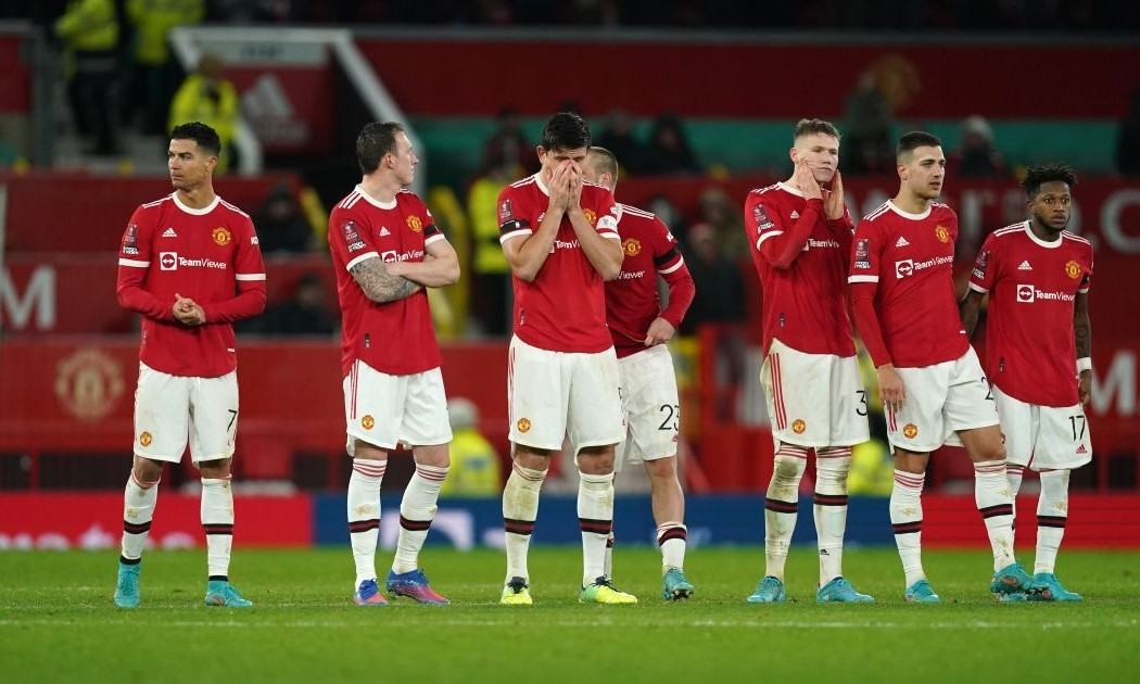 Man United nhận số bàn thua kỷ lục và điều này khiến các fan không thể ngồi im 